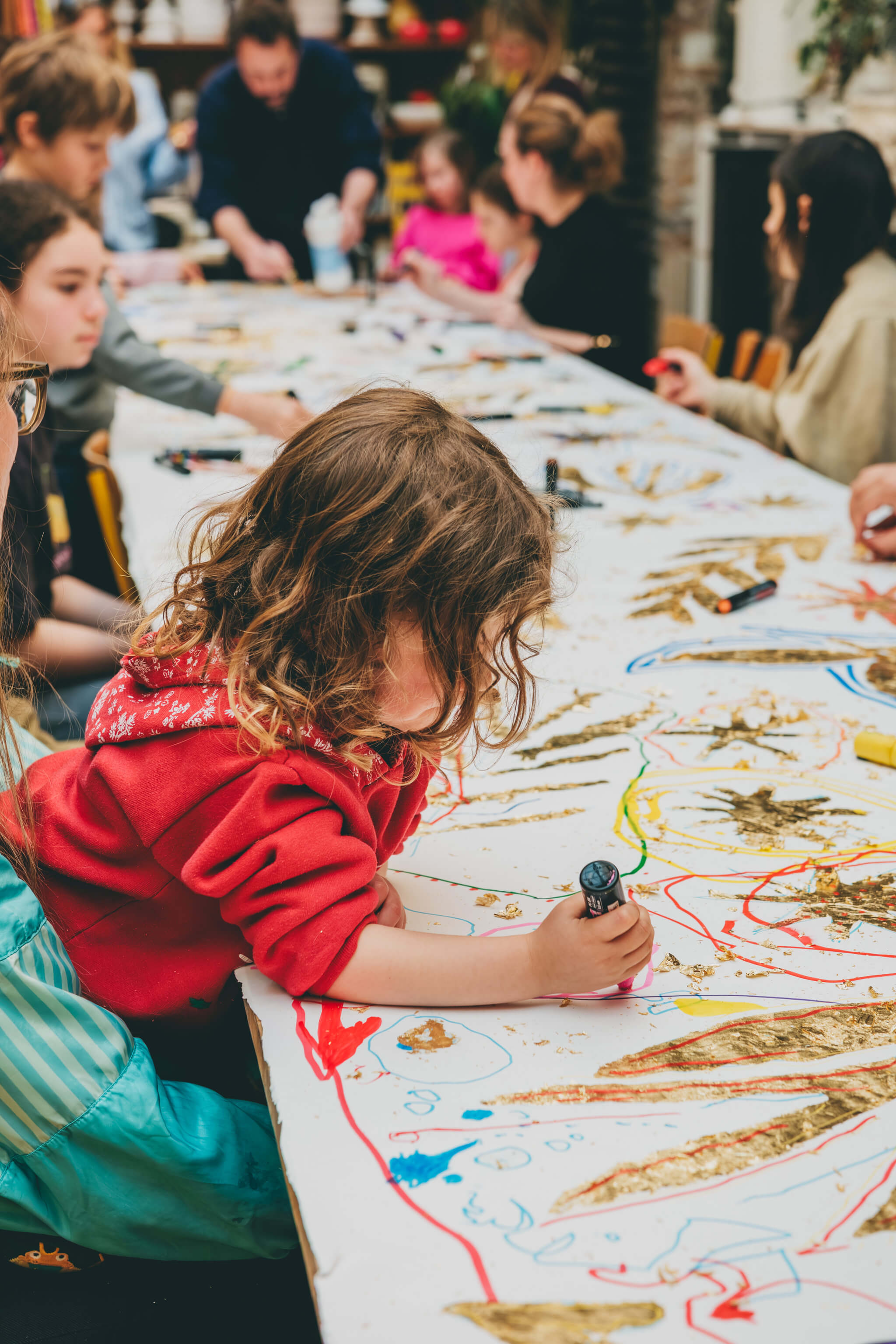 Atelier fresque et dorure à la feuille pour les petits — 1h30