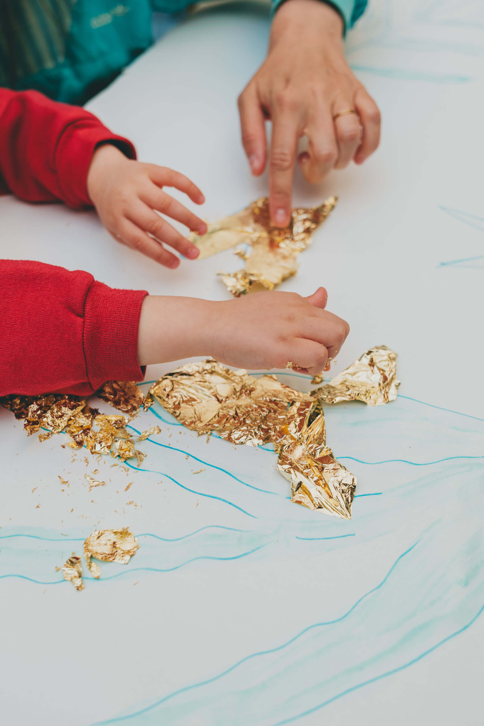 Atelier fresque et dorure à la feuille pour les petits — 1h30