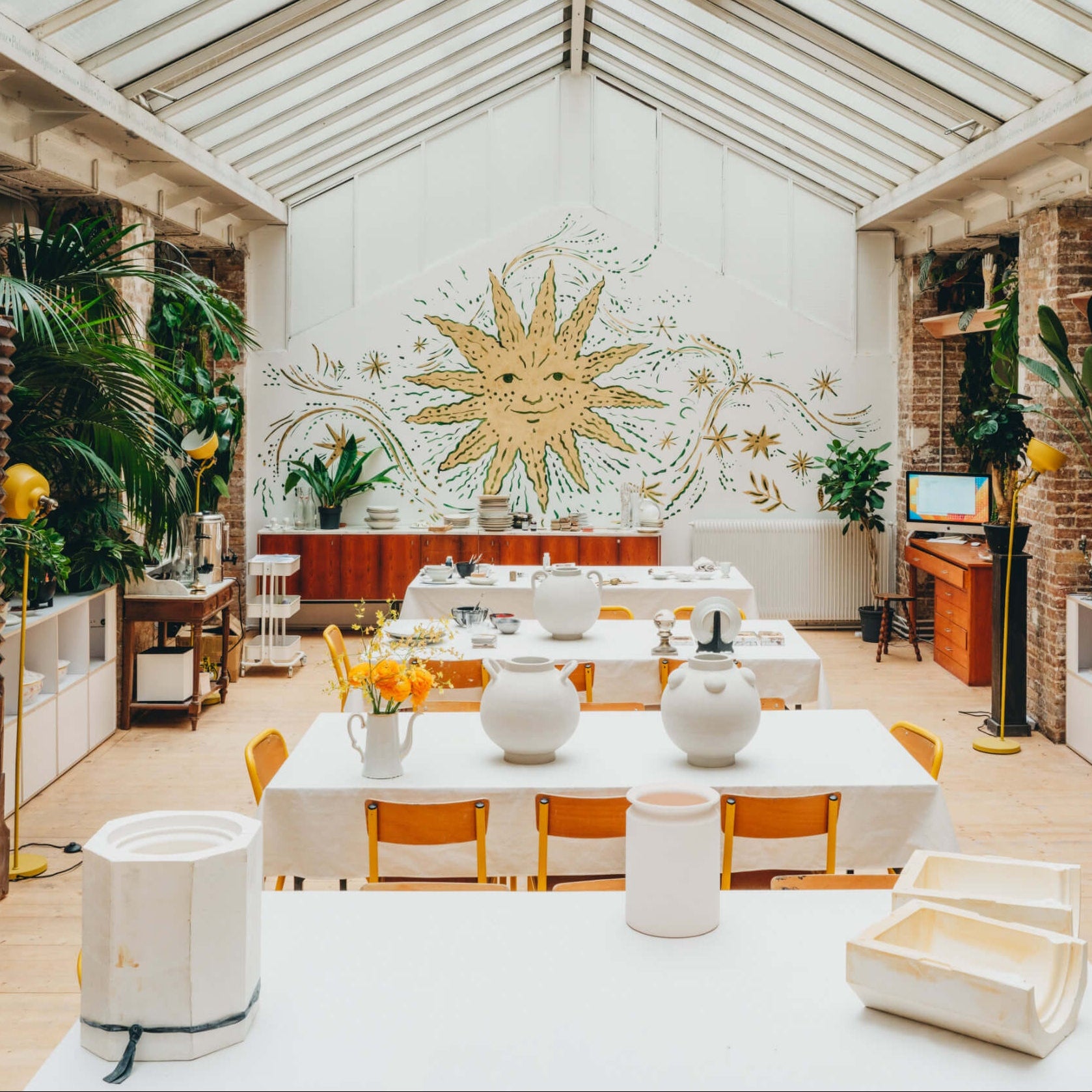 Verrière de l'atelier grand soleil - céramique et décor à Paris